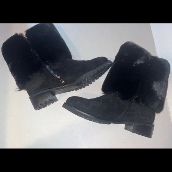 Midnight Velvet Black Sequined Buckles & Fur WMNS Boots SIZE: 10 - Picture 5 of 12